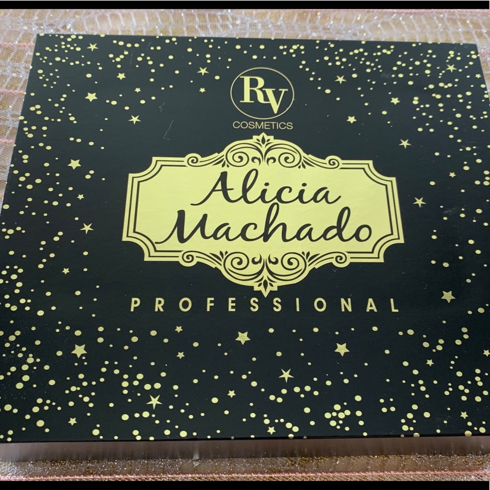 Alicia Machado palette